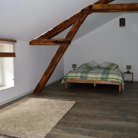 Holiday home Aux Volets Bleus Chez & Sylvie Rouffignac Saint-Cernin