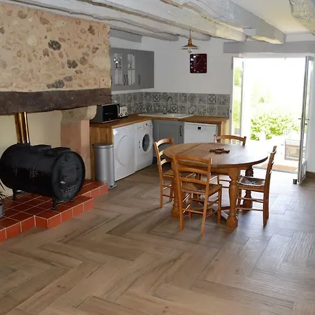 Aux Volets Bleus Chez Mark&sylvie Rouffignac Saint-Cernin