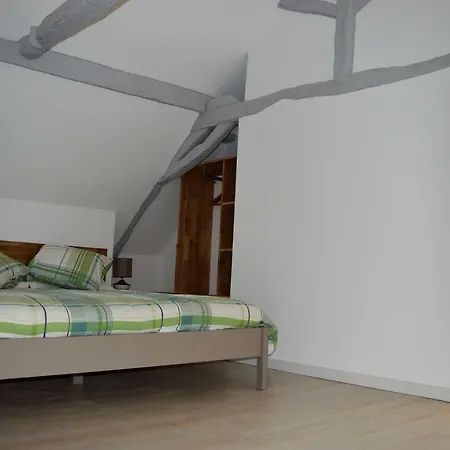 Aux Volets Bleus Chez & Sylvie Holiday home